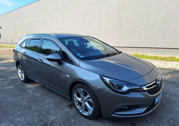 Opel Astra cena 65900 przebieg: 225000, rok produkcji 2017 z Gryfino małe 121